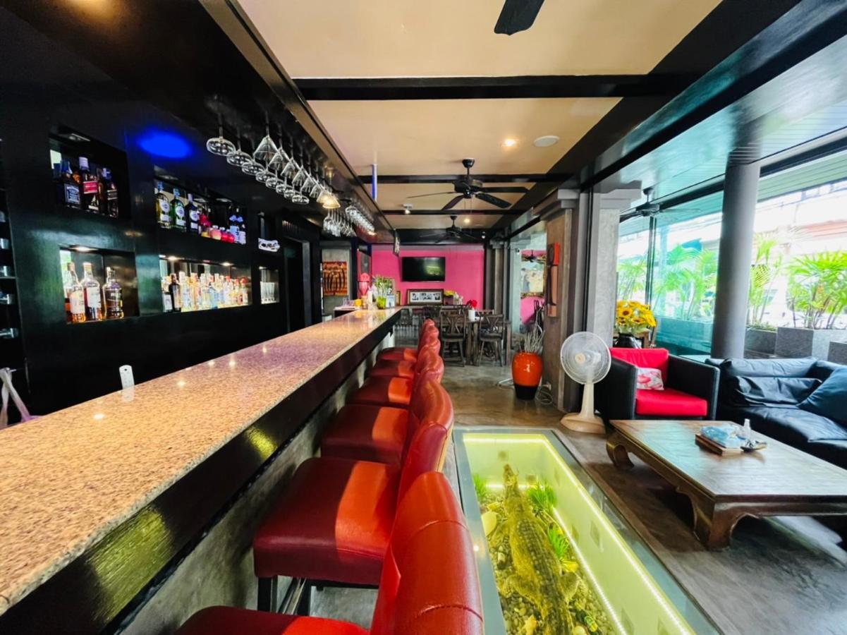 Baipho Lifestyle Hotel Patong Exterior photo