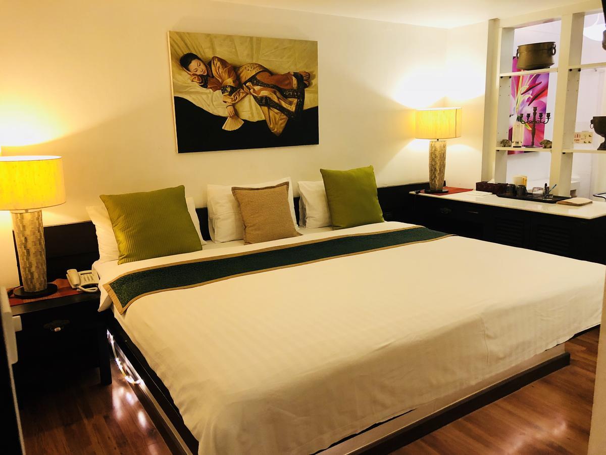 Baipho Lifestyle Hotel Patong Exterior photo