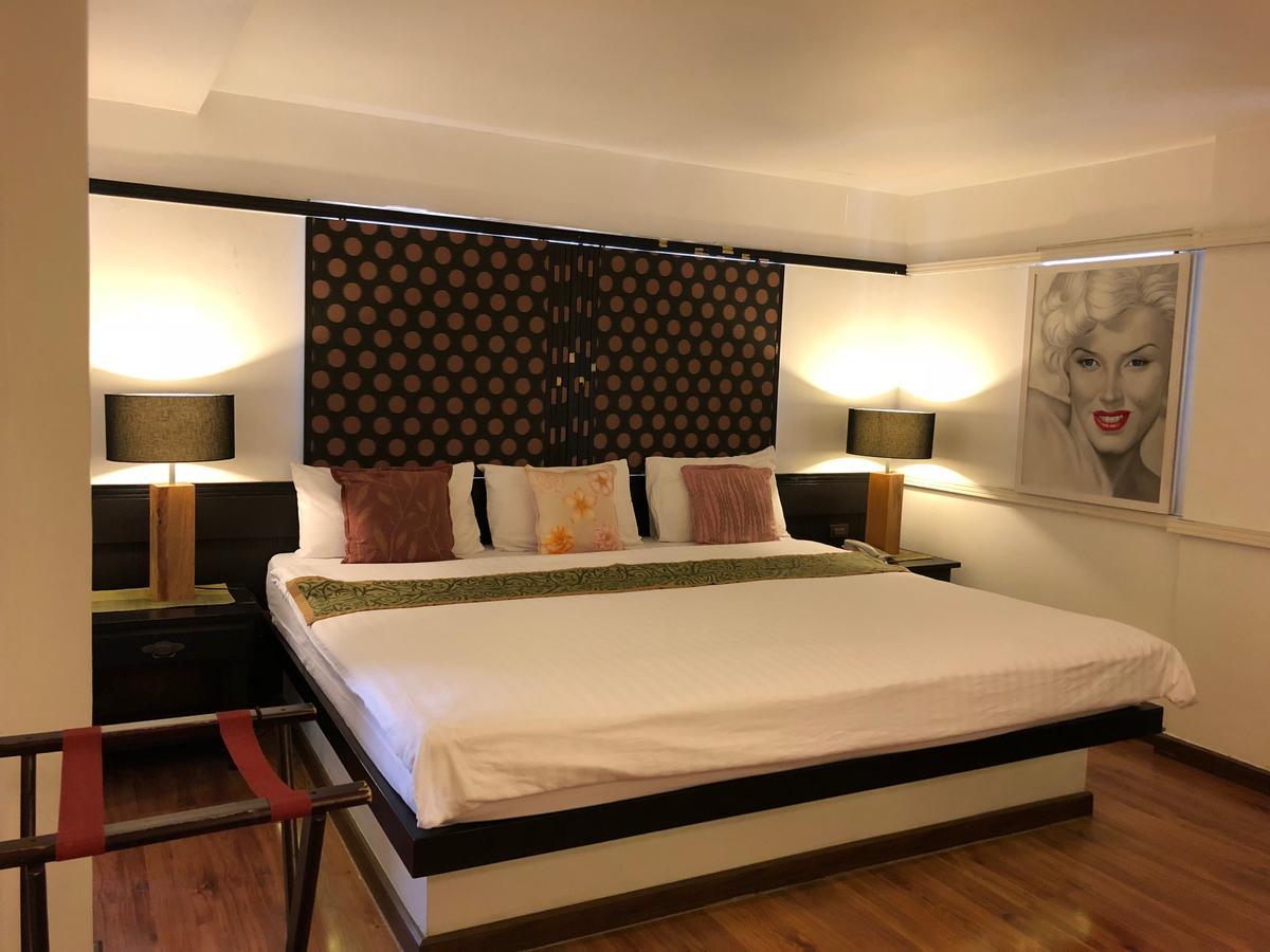 Baipho Lifestyle Hotel Patong Exterior photo
